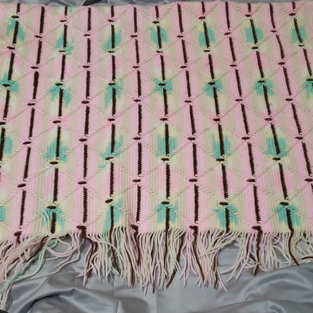 Pastel Pink and Mint Geometric Fringe Blanket